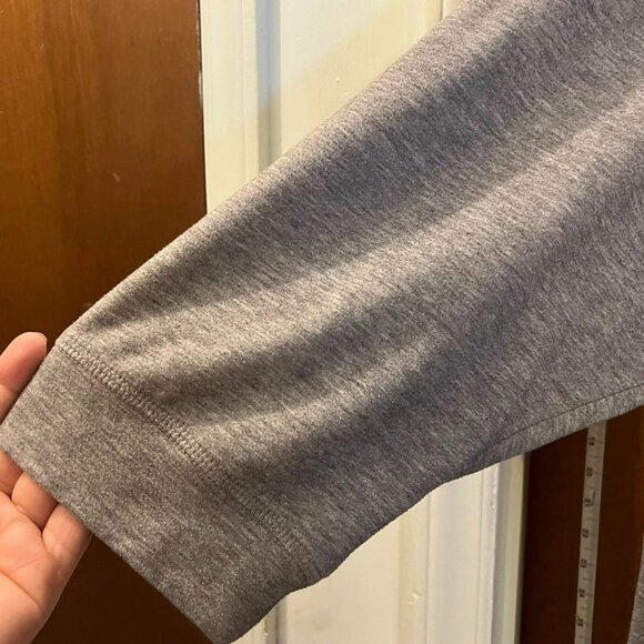 Size 26/28 - Avenue - Gray and Multicolored 3/4 Sleeve Heavy Knit Pullover - Picture 3 of 6